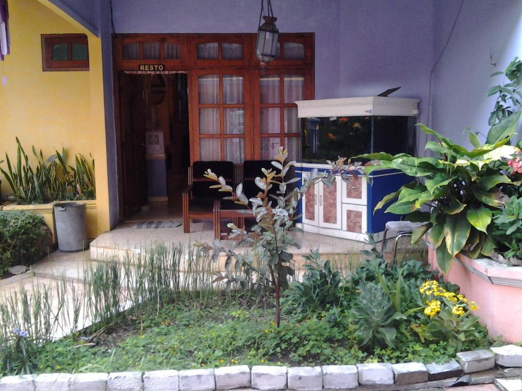 Villa And Resto Basanova Batu  Exterior foto